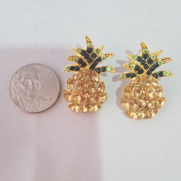 RHINESTONE PINEAPPLE EARRINGS - Picture 4 of 4